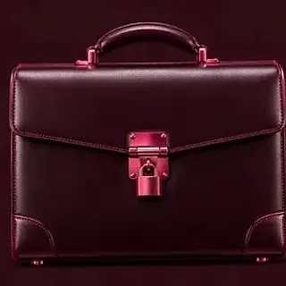 Locked leather briefcase — Run4Win